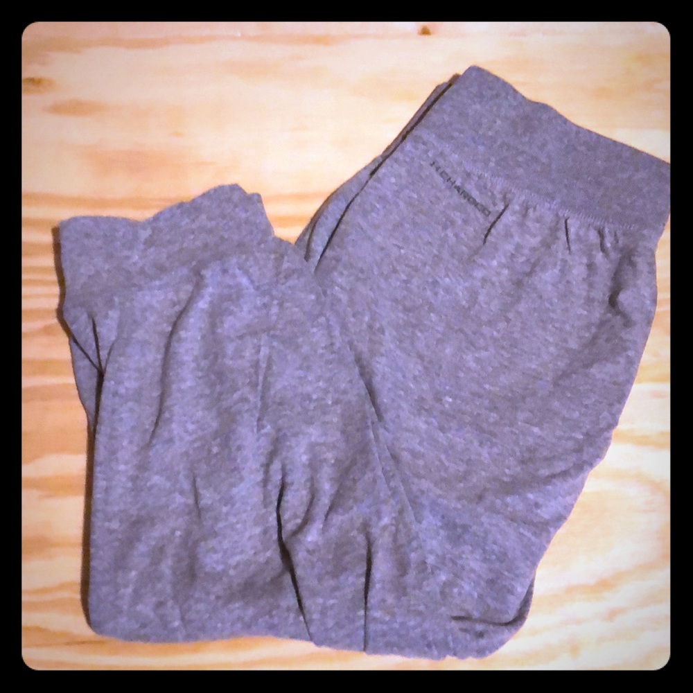 Under Armour  Capri Joggers